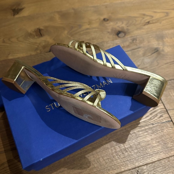 Stuart Weitzman Metallic Gold Knot-Front Heeled Sandals - Picture 10 of 16